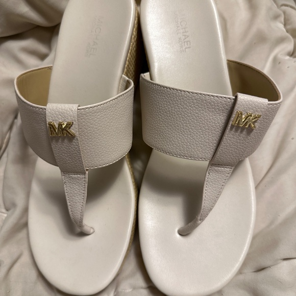 Michael Kors - Picture 4 of 8